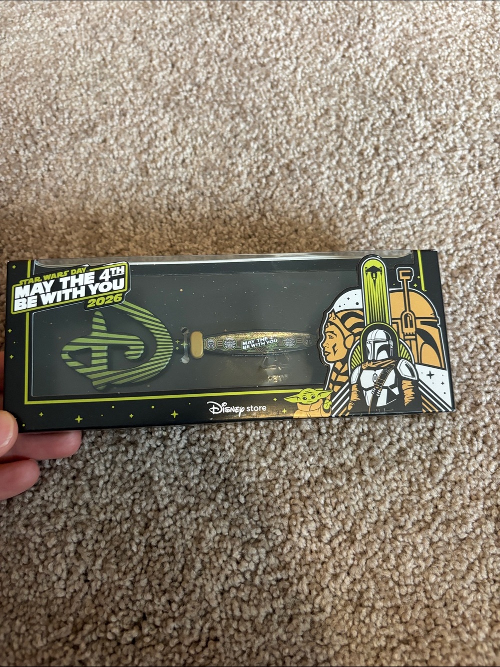 Disney Star Wars May the 4th 2026 Green and Black Lightsaber Key